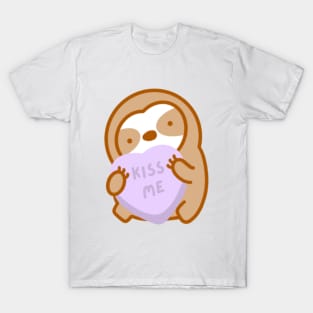 Cute Valentine Kiss Me Candy Heart Sloth T-Shirt
